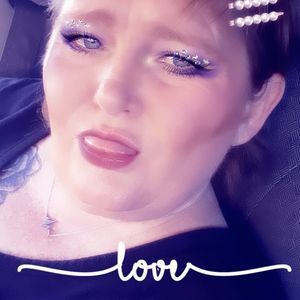Meet your Posher, Pamela